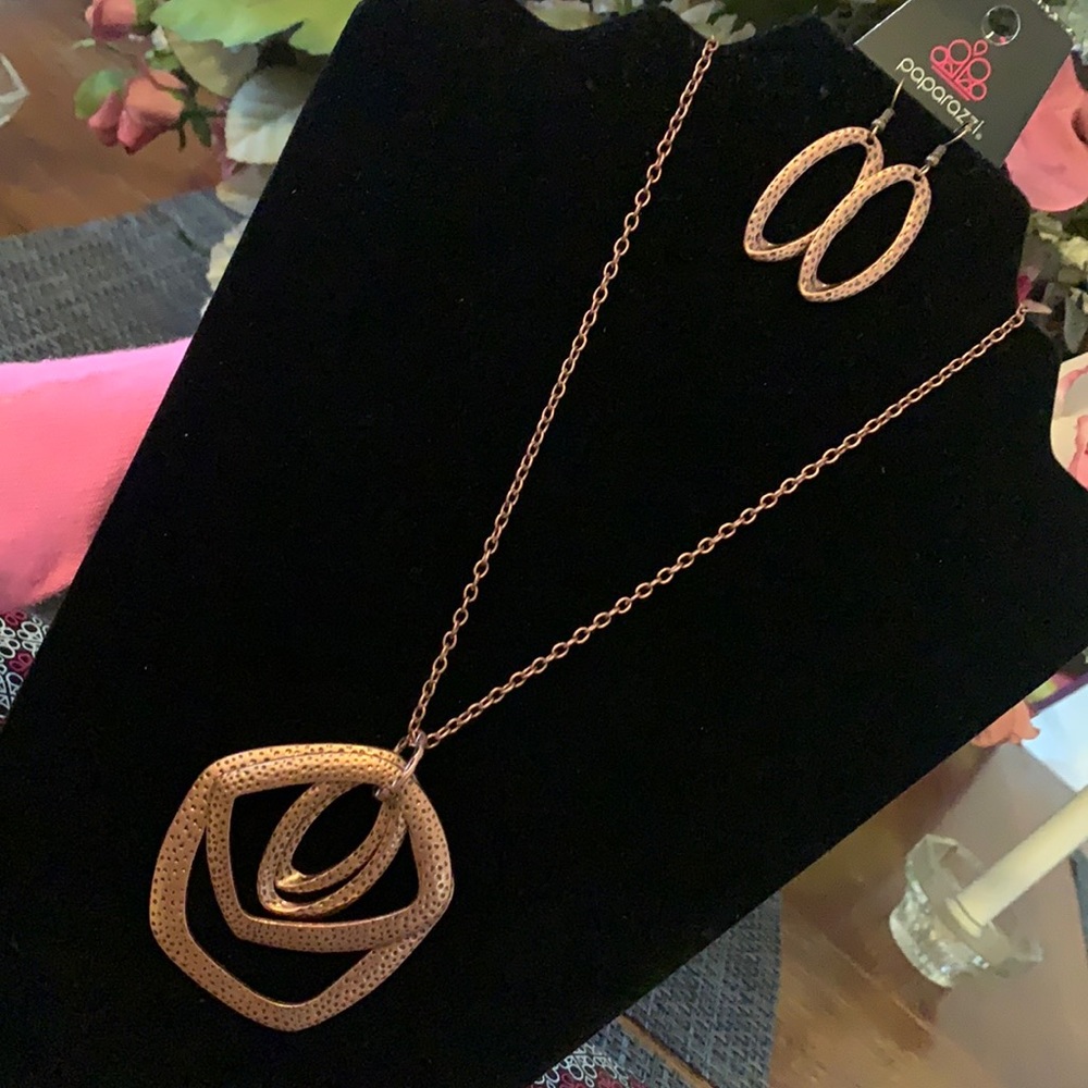 Paparazzi Necklace and Earrings Set